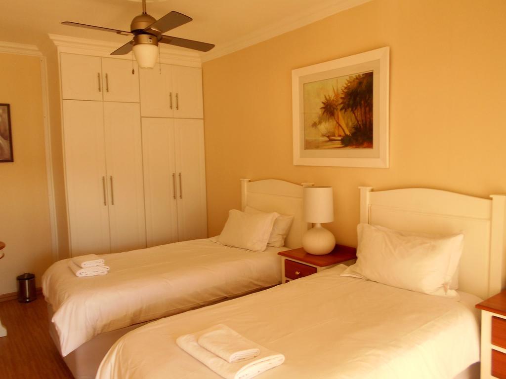 Bed and Breakfast Majestic Kokstad  Habitación foto